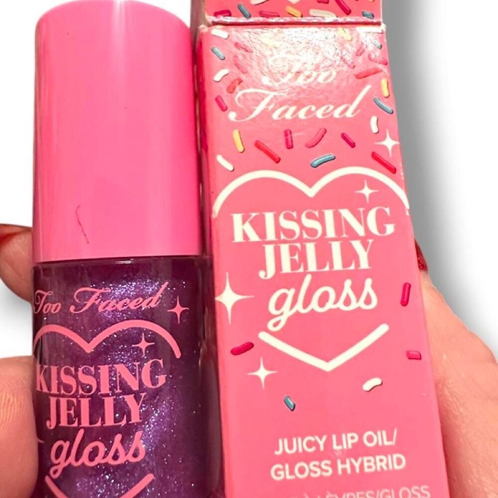 Too Faced Kissing Jelly Hydrating Lip Oil Gloss BIRTHDAY KISS NEW IN BOX
